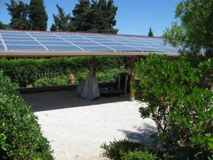 A garden outside Holiday Home Villa Rosa by Interhome