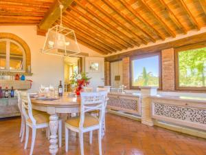 A seating area at Holiday Home Villa Rosa by Interhome