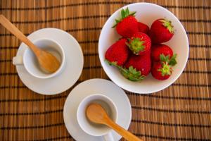 Makanan di atau berdekatan rumah tamu ini