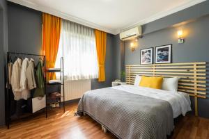 A bed or beds in a room at Sayeban Hotel Istanbul