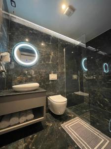 Koupelna v ubytování Hotel Mare 2