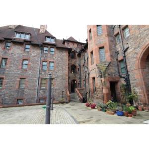 Historic Dean Village Treasure, Sleeps 4