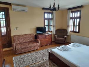 Posezení v ubytování Guest Rooms Cheshmata