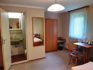 Fotografie z fotogalerie ubytování Hotel Gasthof Zur Krone v destinaci Beerfelden