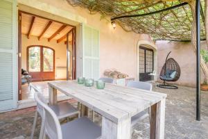 Posedenie v ubytovaní Casa Arco