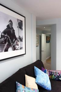 Gallery image of Central Hastings, Stylish-Luxe, Seaside Apartment. in Hastings