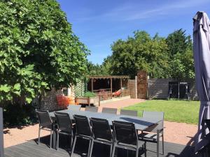 Taman di luar Gîte de la Coussotterie Sud Vendée 4 **** 8 pers +13 gambar