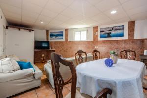 Posedenie v ubytovaní LA CASA DE PUNTA PALOMA