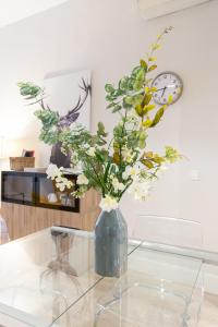 Galeriebild der Unterkunft Urbe10 Angel Suites 2 Bedrooms Apartment 2A in Málaga