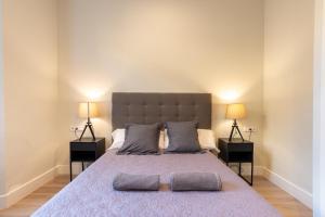 Postel nebo postele na pokoji v ubytování Urbe10 Angel Suites 1 Bedroom Apartment 3C