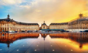 Afbeelding uit fotogalerij van Staycity Aparthotels Bordeaux City Centre in Bordeaux