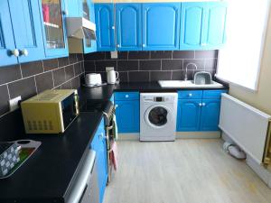 Gallery image of Pink Beach Holiday Apartments in Shanklin