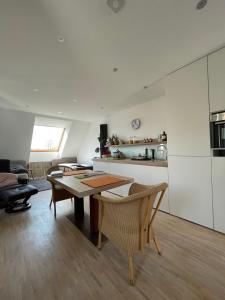 Η κουζίνα ή μικρή κουζίνα στο Wohnen auf Zeit, Boardinghouse-Oelde, Ost, West