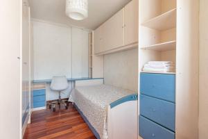 Ένα ή περισσότερα κρεβάτια σε δωμάτιο στο Muskiz Solarium Beach by Next Stop Bilbao