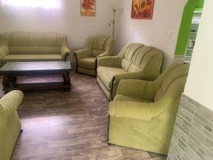Posedenie v ubytovaní Viktor Apartmanház
