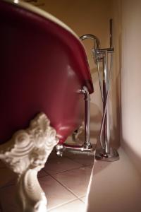 A bathroom at Koukouapartments & Suites