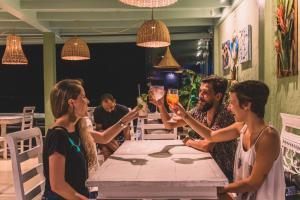 入住Bamboo Búzios Hostel的客人
