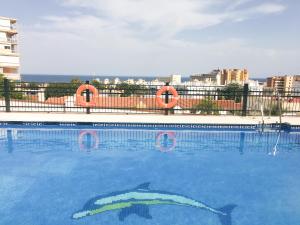 Bazén v ubytovaní Duplex Torremolinos Suite alebo v jeho blízkosti