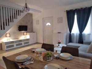 Posedenie v ubytovaní Sunset Rental