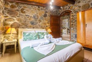 Postel nebo postele na pokoji v ubytování Villa Casa Avocado + 37 fotografií