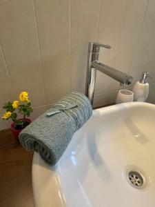 Bilik mandi di Magnolia Apartman +14 gambar