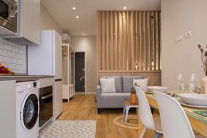 Kuchyň nebo kuchyňský kout v ubytování FLORIT FLATS - Valencia Port Rooms II