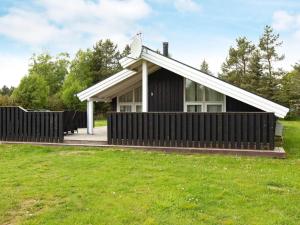 Zahrada ubytování 9 person holiday home in Jerup-By Traum