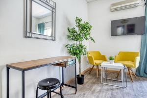 Posedenie v ubytovaní Studio in The Heart of Acropolis