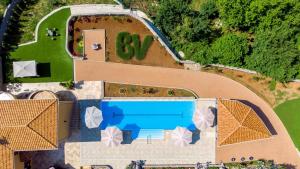 Bazén v ubytování Apartments Villa BV nebo v jeho okolí
