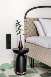 Posteľ alebo postele v izbe v ubytovaní Concepcio by Nobis, Palma, a Member of Design Hotels