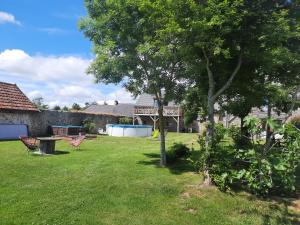 Сад в Le clos des sources