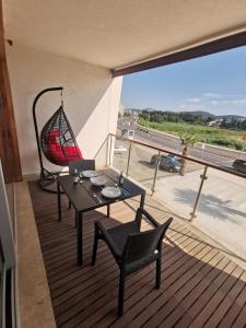 Gambar di galeri bagi New Luxury Apartments BaR di Bar