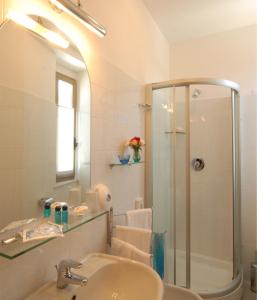 Kylpyhuone majoituspaikassa Villa Helvetia