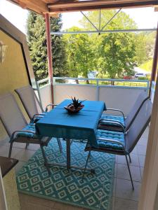 Balkon lub taras w obiekcie Ferienwohnung Karasek mit Seeblick