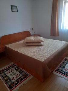 Casa Valea Morilor tesisinde bir odada yatak veya yataklar