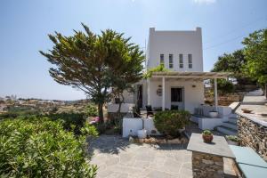 Gallery image of Peristeronas house sifnos - Dove Cot sifnos in Apollonia