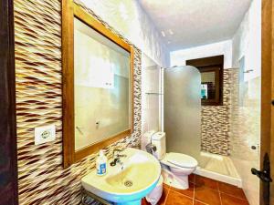 Kúpeľňa v ubytovaní Villa La Posada + 25 fotografií