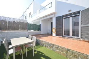 The building in which the holiday home is located