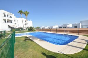 The swimming pool at or close to Casa Liss