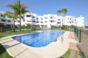 The swimming pool at or close to Casa Liss