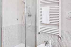 Phòng tắm tại Arquà Petrarca Vista sui colli - Giardino & garage
