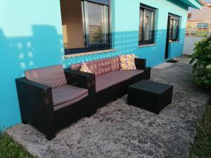 A seating area at Cantos do Coido