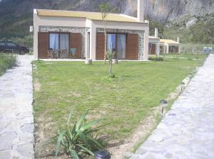 Zahrada ubytování Kryoneri village