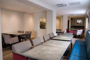 Anelli Hotel的休息区
