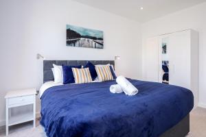 Postelja oz. postelje v sobi nastanitve Deluxe 1 Bedroom St Albans Apartment - Free Wifi