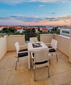 Ban công/sân hiên tại Rock Apartments