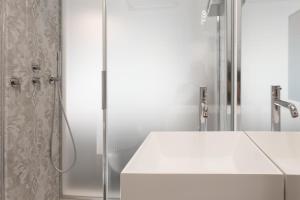 Ванная комната в Enjoy Duomo - Flavio Baracchini 9