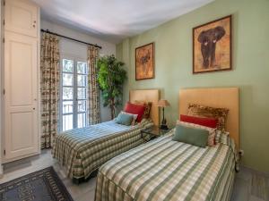 Posteľ alebo postele v izbe v ubytovaní Apartment Las Ranas by Interhome