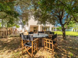 Ein Garten an der Unterkunft Villa Can Jeroni by Interhome