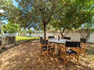 Ein Garten an der Unterkunft Villa Can Jeroni by Interhome
